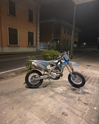 TM SM 450 2025