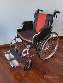 Carrozzina pieghevole
