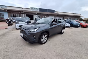 Toyota RAV 4 RAV4 E-CVT 2WD Active