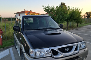 Nissan terrano2 2.7