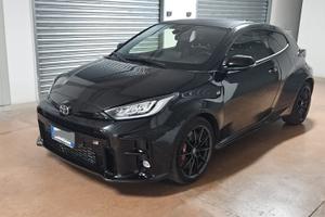 TOYOTA YARIS GR SPORT 261CV