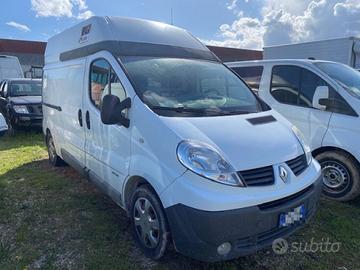 RENAULT TRAFIC 115 ISOTERMICO CON GRUPPO FRIGO