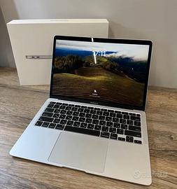 MacBook Air 13" (2020) con chip M1 Garanzia 1 anno