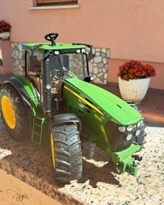 Trattore BRUDER codice 03050 - John Deere 7930