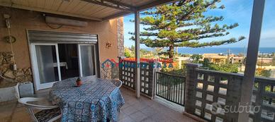 Bonagia-Villino su 2elevaz. + giardino, vista mare