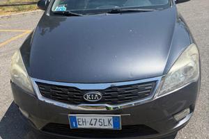 Kia Ceed 2011, 1.6 CRDi 116