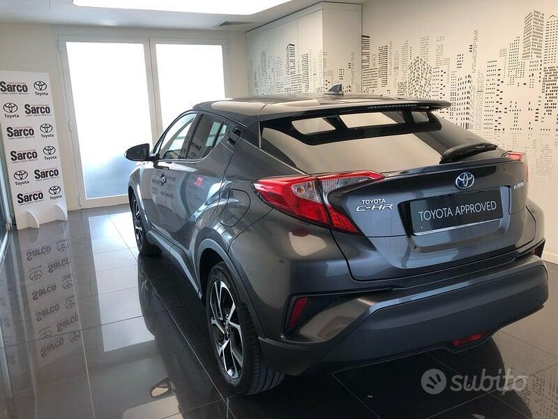 Nuovo Toyota C-HR da Sarco a Bergamo - Sarco di Arrigoni Srl