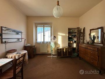 3 LOCALI A PALAZZOLO SULL'OGLIO