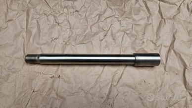 TRIUMPH TRIDENT 660 Asse Ruota Anteriore