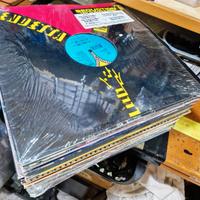 LOTTO# CON 50 VINILI ANNI 90 E QUALCUNO ANNI 80