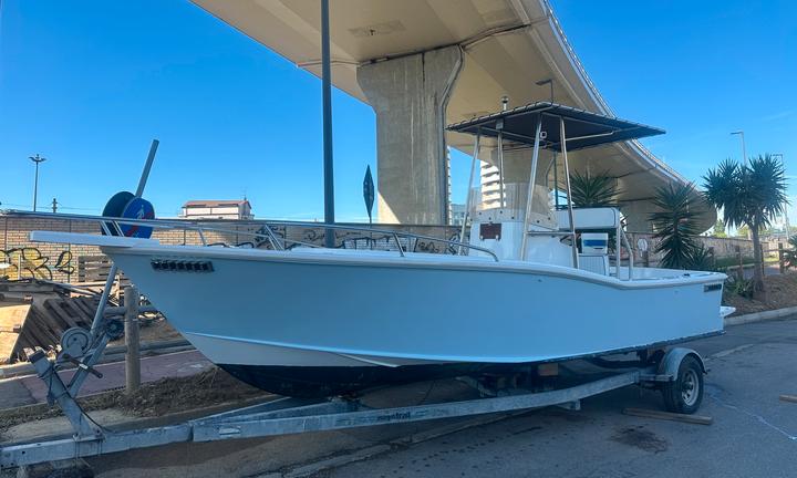 Barca Fisherman con 150 cv turbo diesel 7 mt