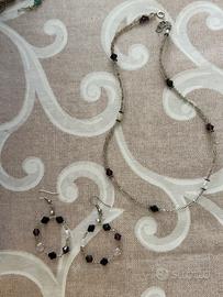 Orecchini e collana