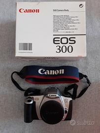 Reflex CANON  EOS300 + zoom SIGMA 28-200