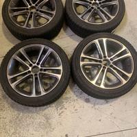 Cerchi 18' e gomme 225/45/18 M+S Mercedes