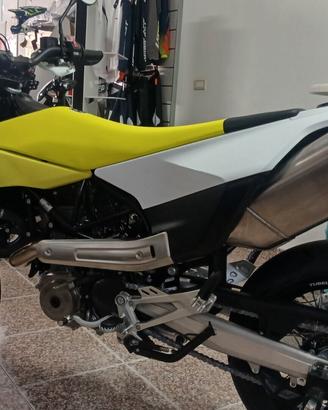 Husqvarna 701 Supermotoy 2026