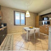 Cucina completa di elettrodomestici