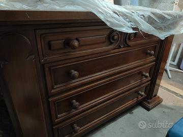 comò e specchio fine anni '70