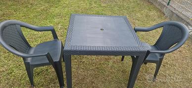 Tavolo e Sedie da Esterno 