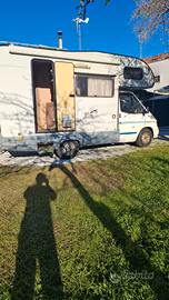 Camper mansardato 