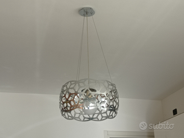 Lampadario in acciaio