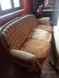 Divano abbinato con poltrona 