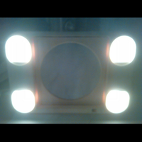 Specchio con luci da hotel portatile vintage