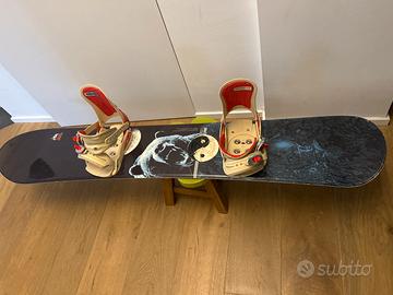 Tavola da Snowboard 146 cm con attacchi