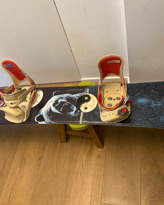 Tavola da Snowboard 146 cm con attacchi