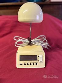 Lampada abat-jour con sveglia
