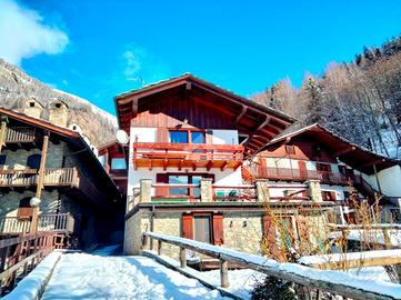 CASA INDIPENDENTE A COURMAYEUR