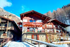 CASA INDIPENDENTE A COURMAYEUR