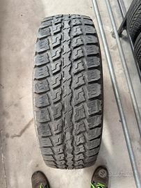 Gomme 235/75/15 105s