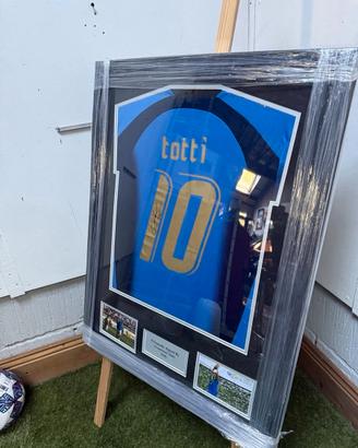 Maglia Totti Italia  autografata COA incorniciata