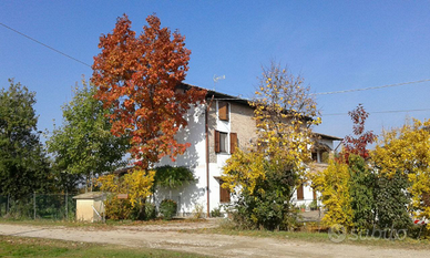 Casa in campagna ristrutturata (SOLO VENDITA)