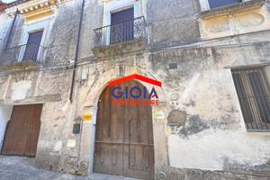 Villa di 273 m² con più di 5 locali e box auto dop