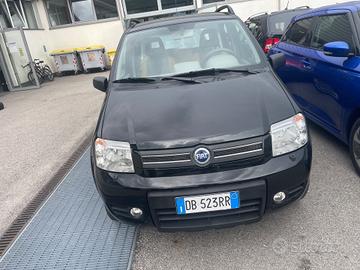 Fiat Panda 1.3 MJT 16V 4x4 Climbing. NEOPATENTATI