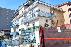 3 LOCALI A PALERMO