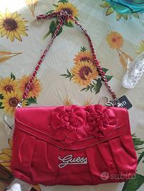 borsa Guess con tracolla . 