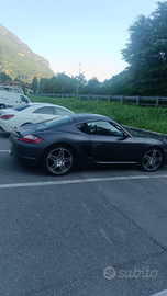 Porsche cayman 2.7