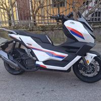 KL NEXY 125 HYBRID SCOOTER LIQUID COOLED