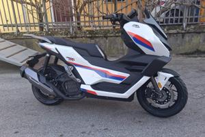 KL NEXY 125 HYBRID SCOOTER LIQUID COOLED