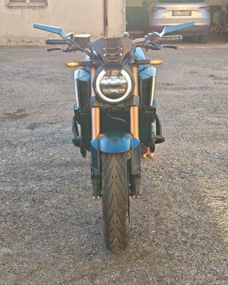 Honda cb650r