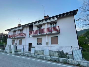 APPARTAMENTO BICAMERE IN PICCOLA PALAZZINA