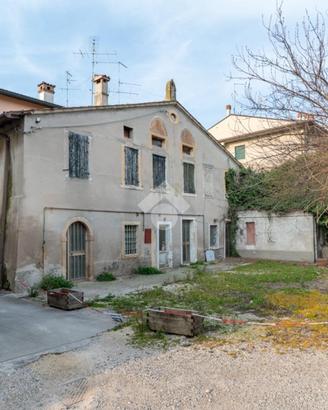 CASA INDIPENDENTE A VILLAFRANCA DI VERONA