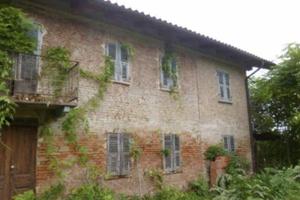 Immobile in asta di 242 m² con più di 5 locali a M