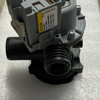 Pompa per lavatrice Indesit