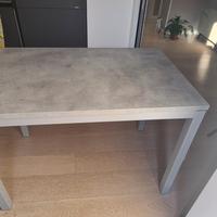 Tavolo Moderno Allungabile Grigio, effetto cemento
