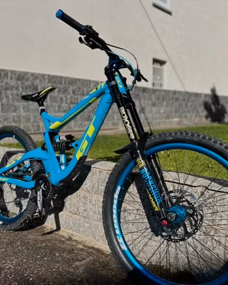 GT Fury Pro 27.5 taglia M - MTB