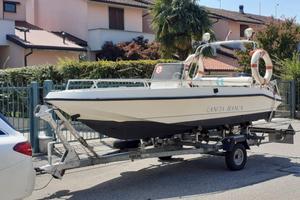 Barca a motore open 7 posti con motore Selva 80hp