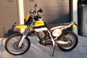 YAMAHA TT 600E